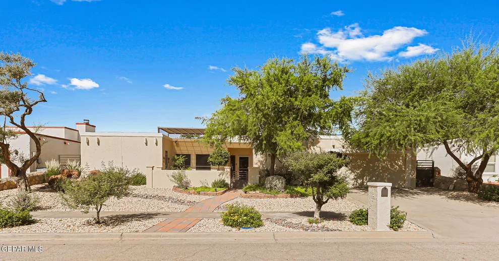Unit for sale at 605 CRESTA ALTA Drive, El Paso, TX 79912