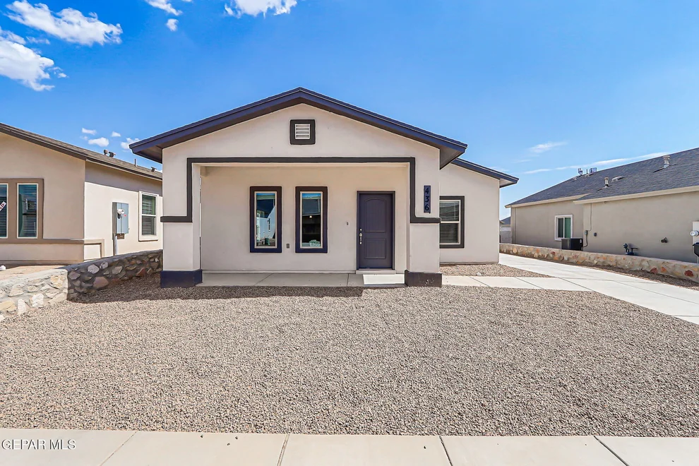 Unit for sale at 436 Santiago Munos Street, Vinton, TX 79821
