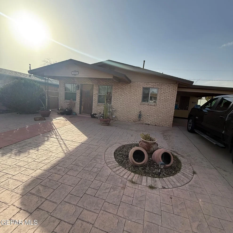 Unit for sale at 175 Pearl Lane, El Paso, TX 79915