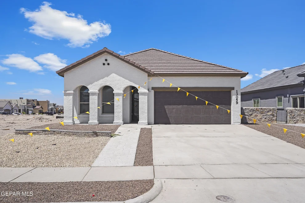 Unit for sale at 532 Cedarwood Avenue, Horizon City, TX 79928