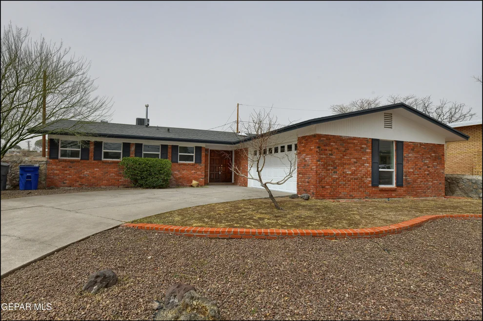Unit for sale at 305 PURPLE HILLS Way, El Paso, TX 79912