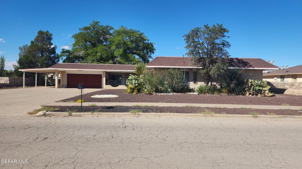 Unit for sale at 14937 Roslyn Drive, Horizon City, TX 79928