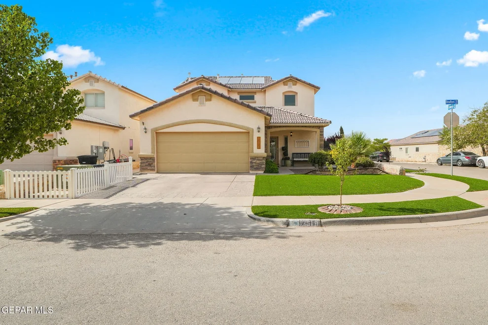 Unit for sale at 13519 Bradford Street, Horizon City, TX 79928