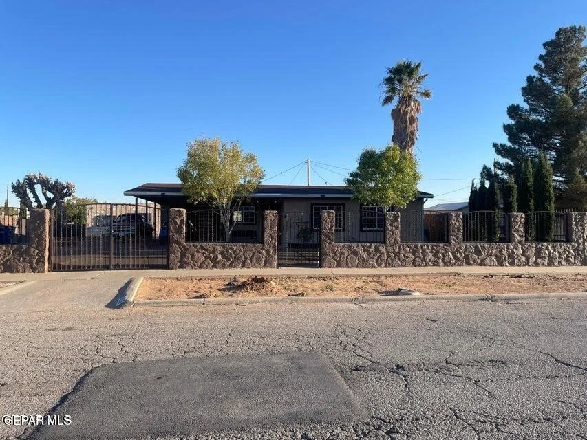 Unit for sale at 5232 Pikes Peak Drive, El Paso, TX 79904