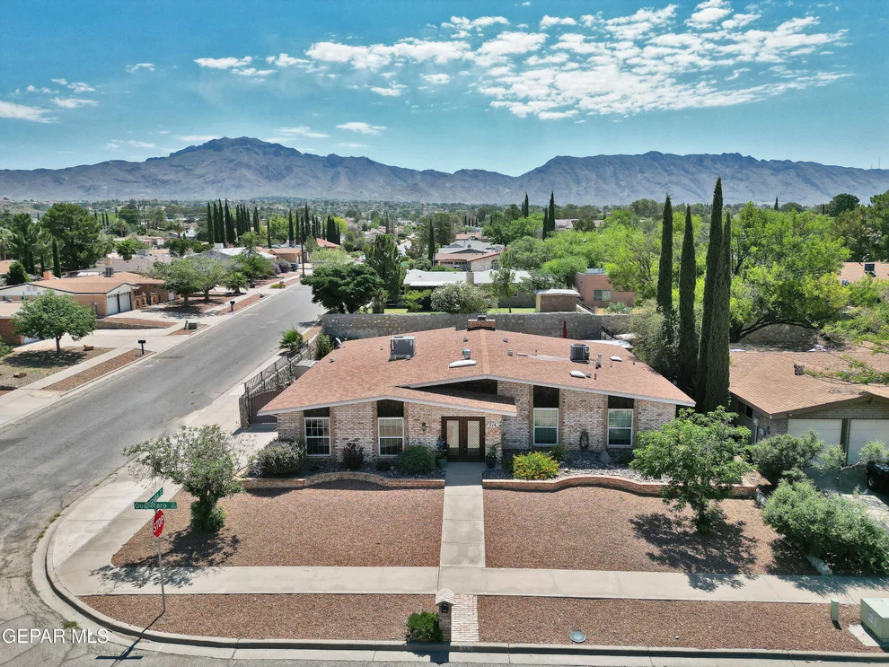 Unit for sale at 516 QUERETARO Drive, El Paso, TX 79912