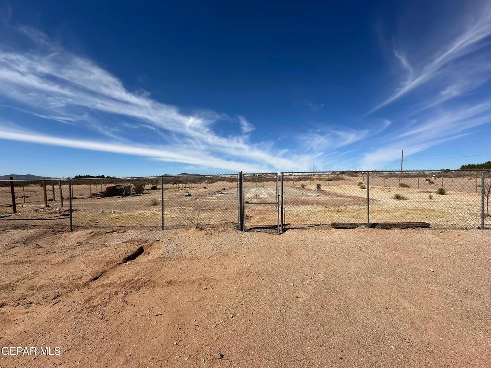 Unit for sale at 1455 Hot Peppers Road, Chaparral, NM 88081