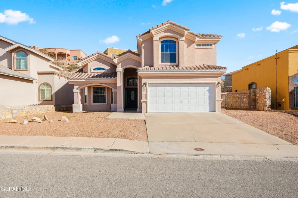 Unit for sale at 944 VIA DESCANSO Drive, El Paso, TX 79912