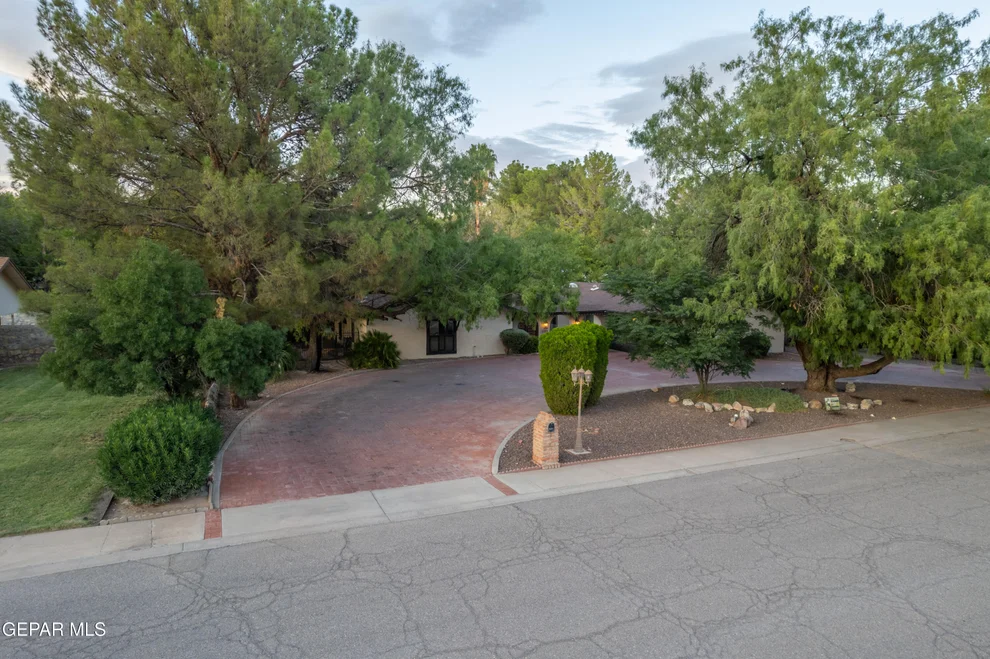 Unit for sale at 5153 WILLOW CREEK Drive, El Paso, TX 79932