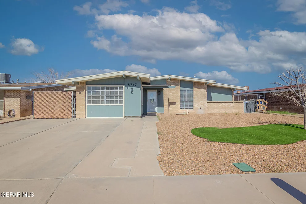 Unit for sale at 8747 PLAINS Drive, El Paso, TX 79907