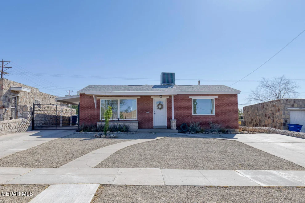 Unit for sale at 826 SIERRA Street, El Paso, TX 79903