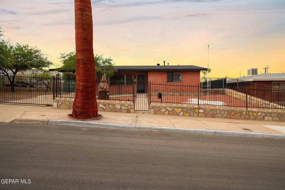 Unit for sale at 3401 Volcanic Avenue, El Paso, TX 79904