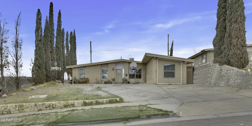 Unit for sale at 331 CARNIVAL Drive, El Paso, TX 79912