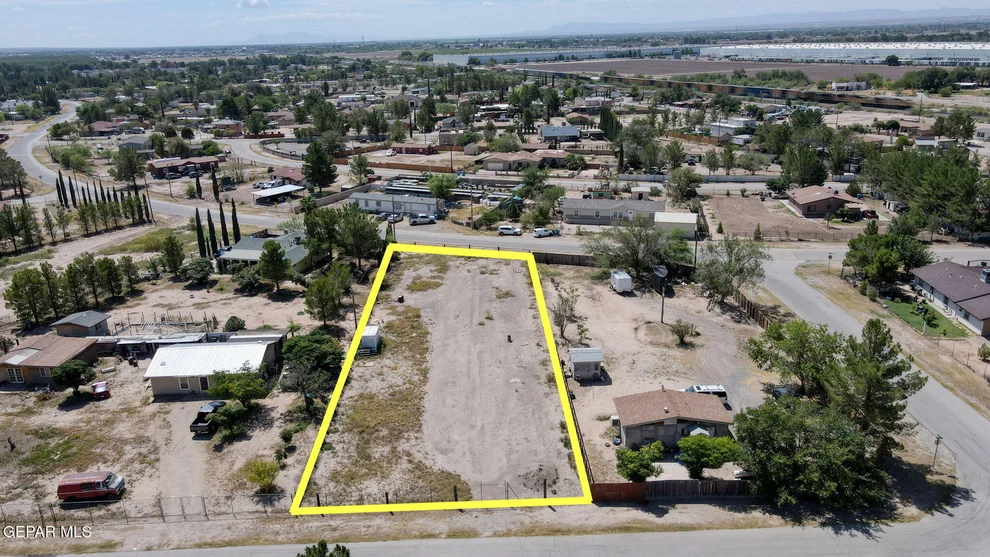 Unit for sale at 410 Valle Rojo Drive, Socorro, TX 79927