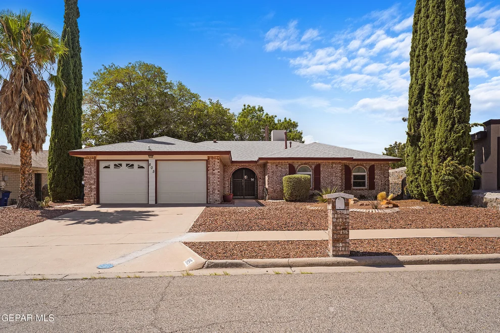 Unit for sale at 805 ESPOLON Drive, El Paso, TX 79912
