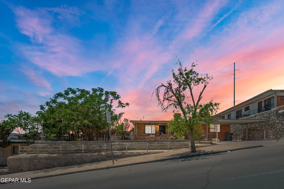 Unit for sale at 1611 N KANSAS Street, El Paso, TX 79902