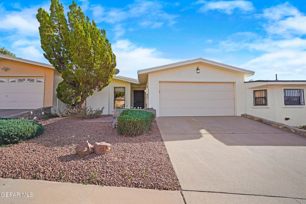Unit for sale at 6160 LOS ROBLES Drive, El Paso, TX 79912