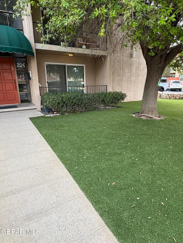 Unit for sale at 252 SHADOW MOUNTAIN Drive, El Paso, TX 79912