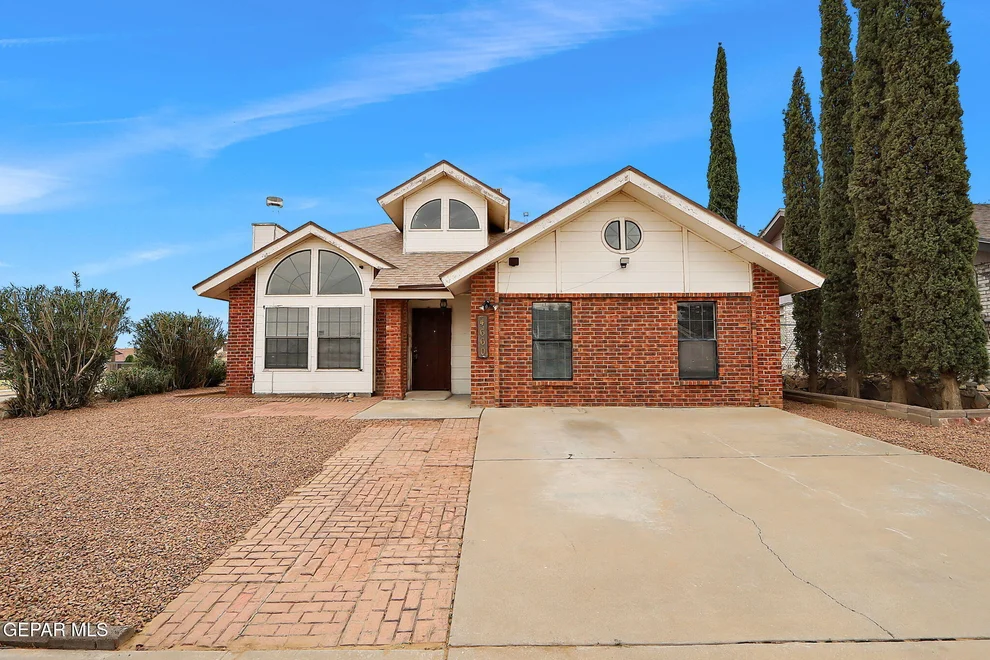 Unit for sale at 4660 LOMA ESCONDIDA Drive, El Paso, TX 79934