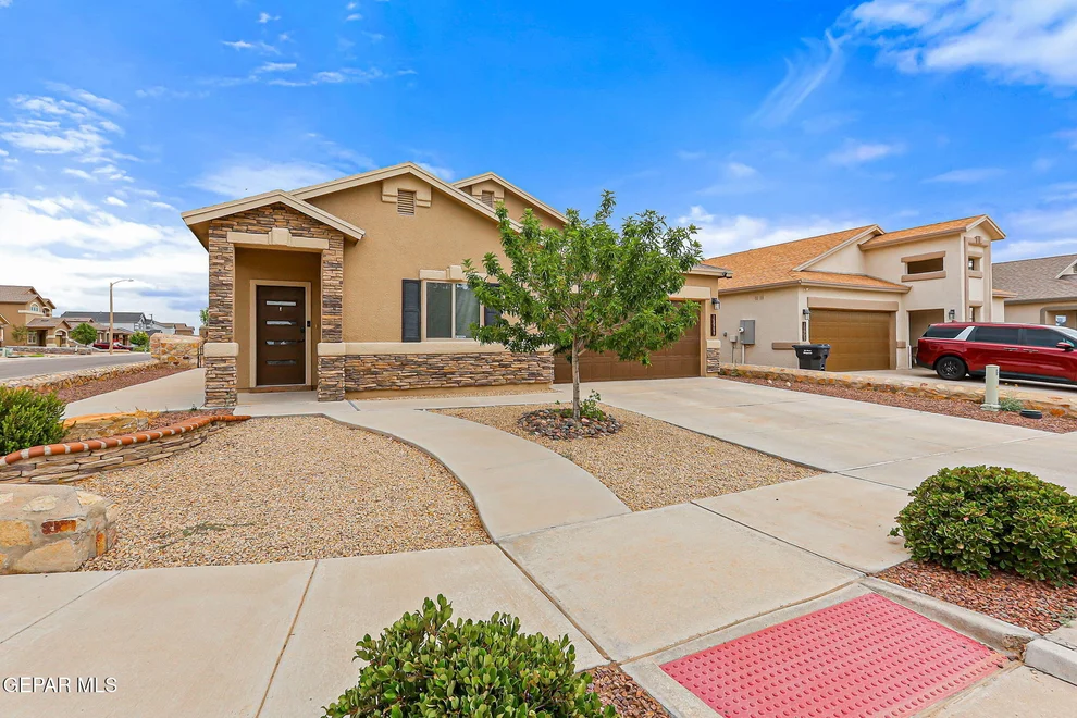 Unit for sale at 13960 Villa Vista Avenue, Horizon City, TX 79928