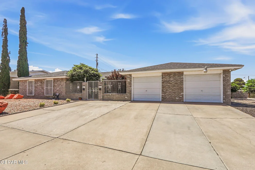 Unit for sale at 6833 ESCONDIDO Drive, El Paso, TX 79912