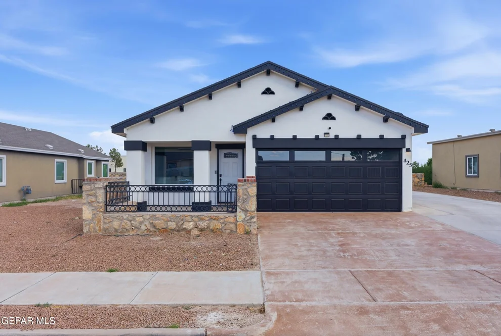 Unit for sale at 425 LT LUIS PERALTA, El Paso, TX 79927