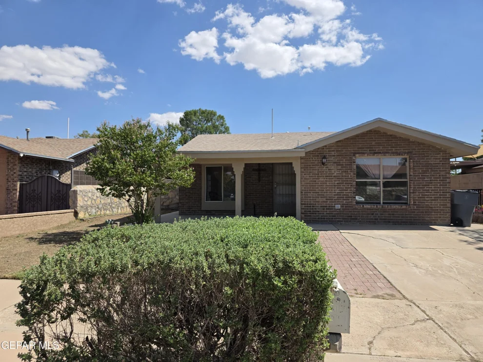 Unit for sale at 9745 STAUBACH Drive, El Paso, TX 79927