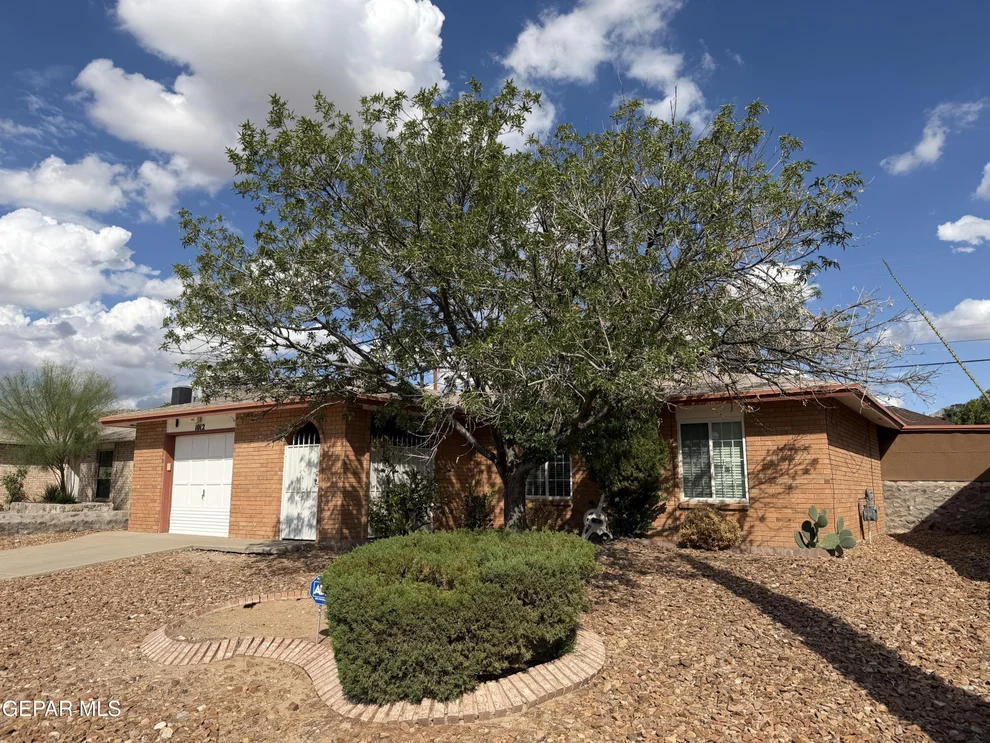 Unit for sale at 1012 ONEIDA Drive, El Paso, TX 79912