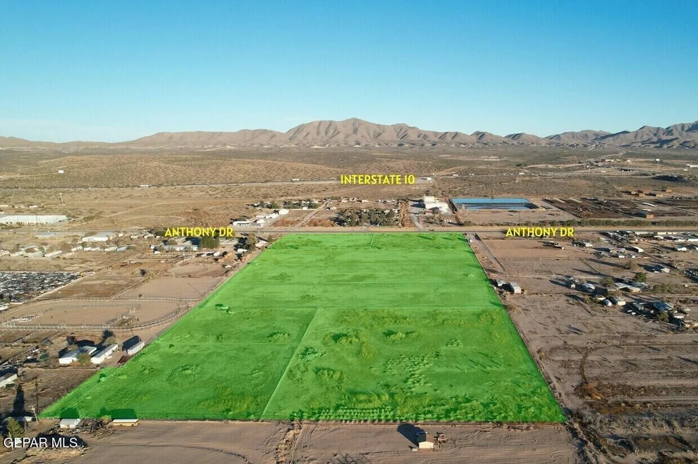 Unit for sale at 2021 Anthony Drive, Anthony, NM 88021