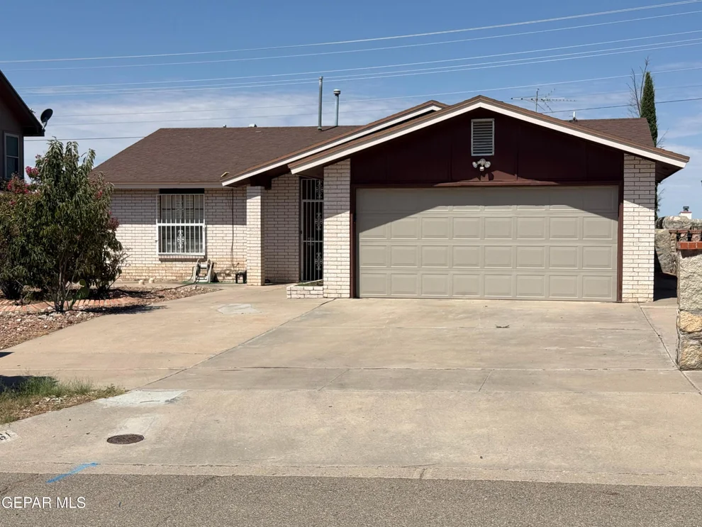 Unit for sale at 761 MARTHA GALE Drive, El Paso, TX 79912