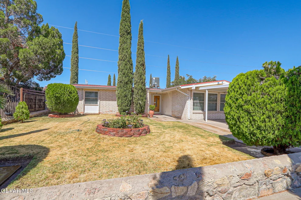 Unit for sale at 1703 ROBERT WYNN Street, El Paso, TX 79936