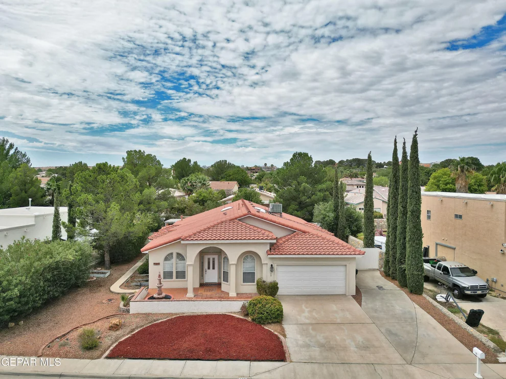 Unit for sale at 133 E Cloud Song, Santa Teresa, NM 88008