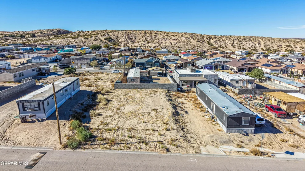 Unit for sale at 310 RIO ROJO Drive, Sunland Park, NM 88063