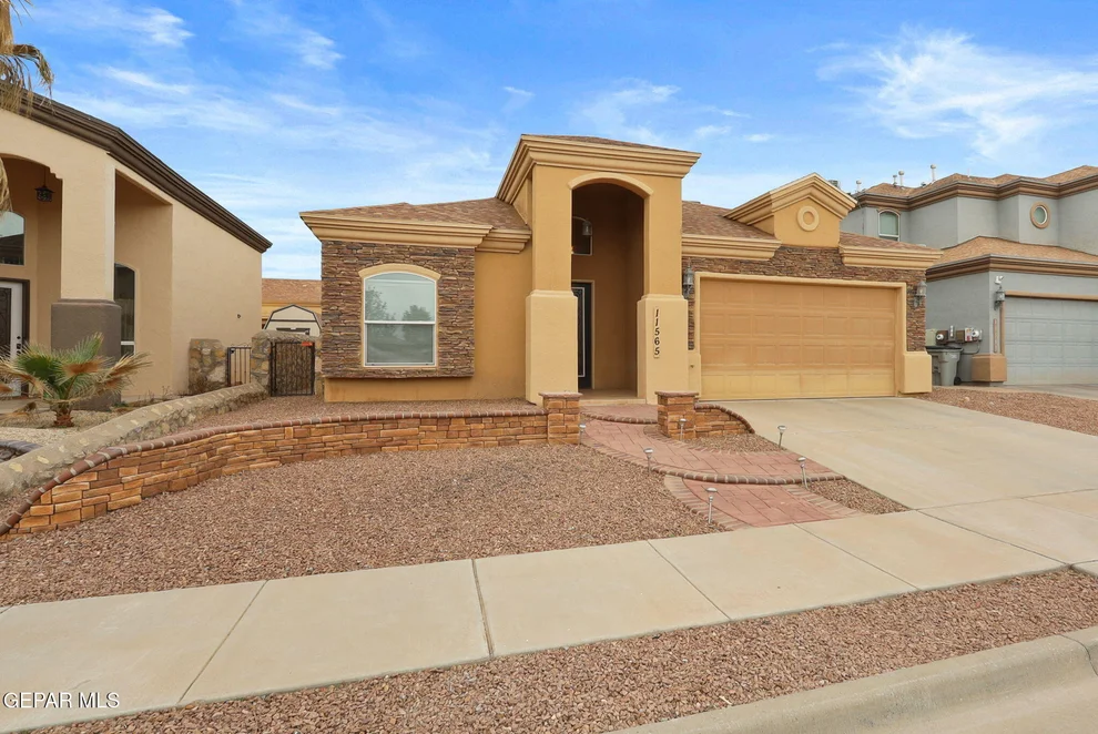 Unit for sale at 11565 Porfirio Payan Drive, El Paso, TX 79934