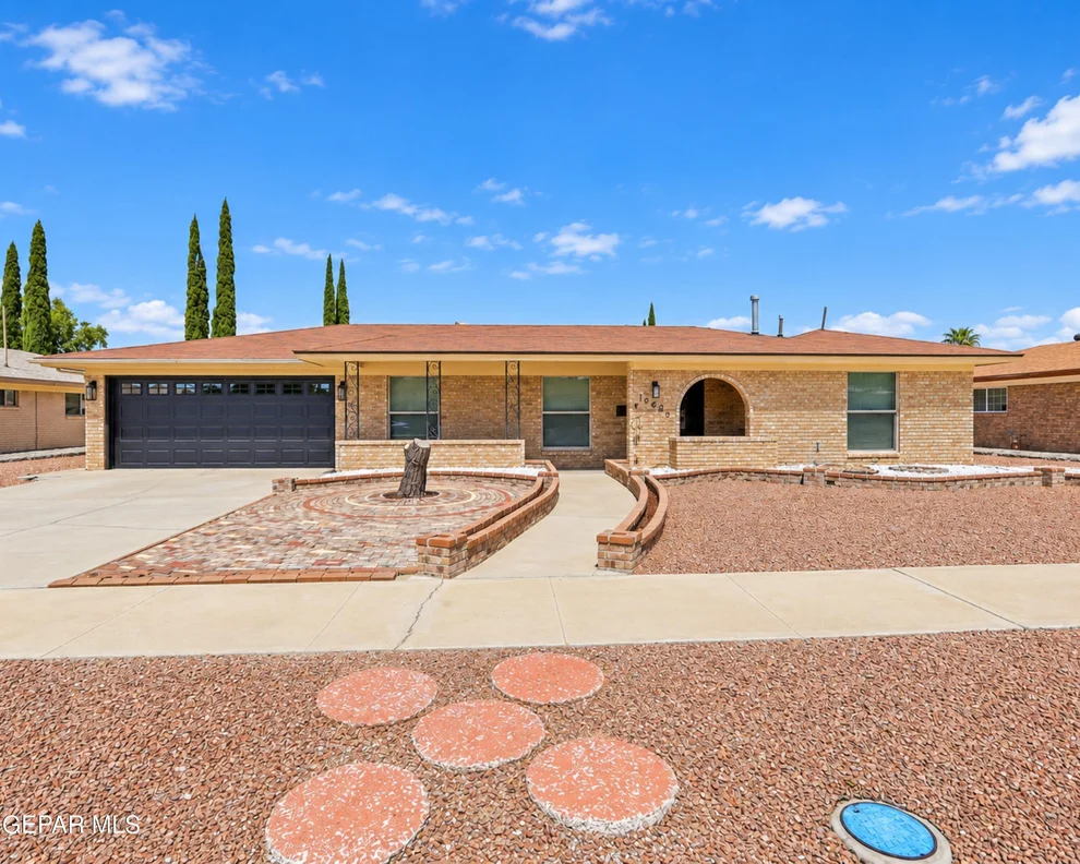 Unit for sale at 10605 CAUSEWAY Drive, El Paso, TX 79935