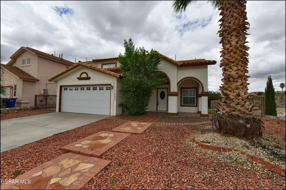 Unit for sale at 1525 Prickley Pear Drive, El Paso, TX 79912