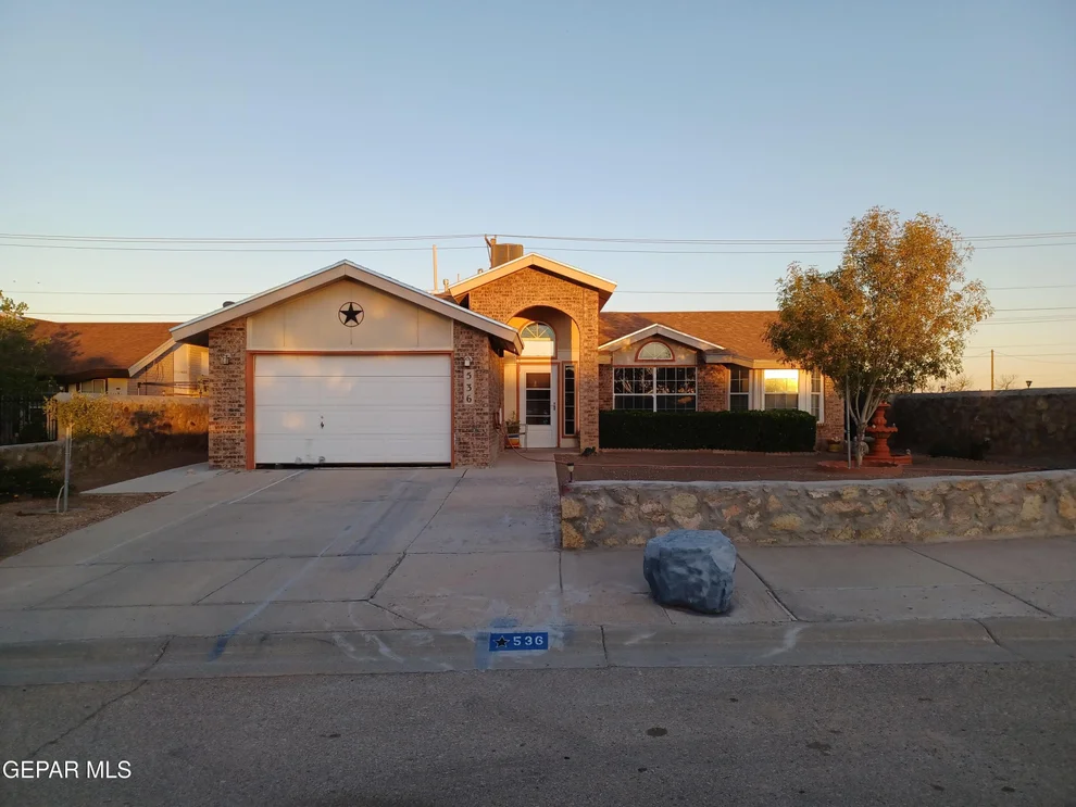 Unit for sale at 536 THAYER PEASE Avenue, Horizon City, TX 79928
