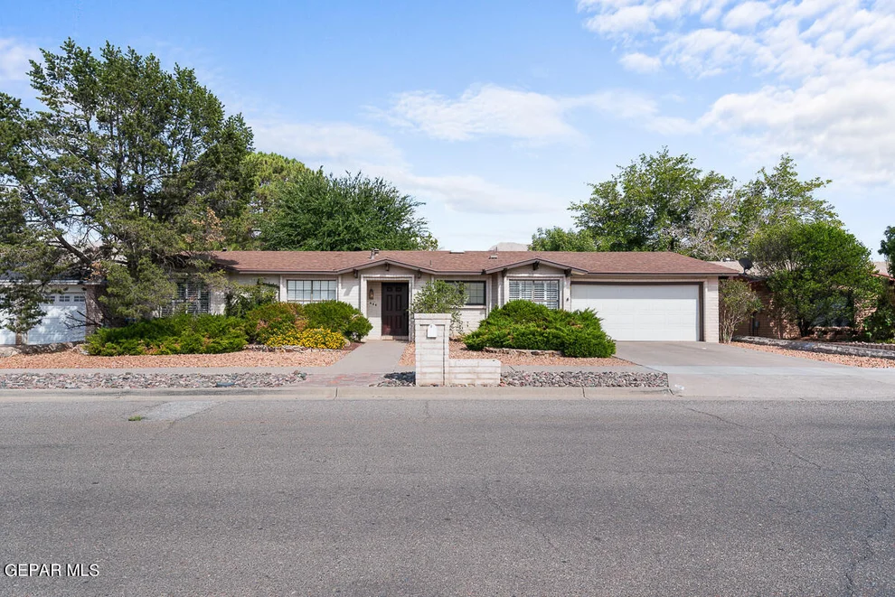 Unit for sale at 424 PALMARY Drive, El Paso, TX 79912