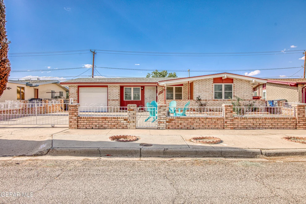 Unit for sale at 5137 EDMONTON Avenue, El Paso, TX 79924