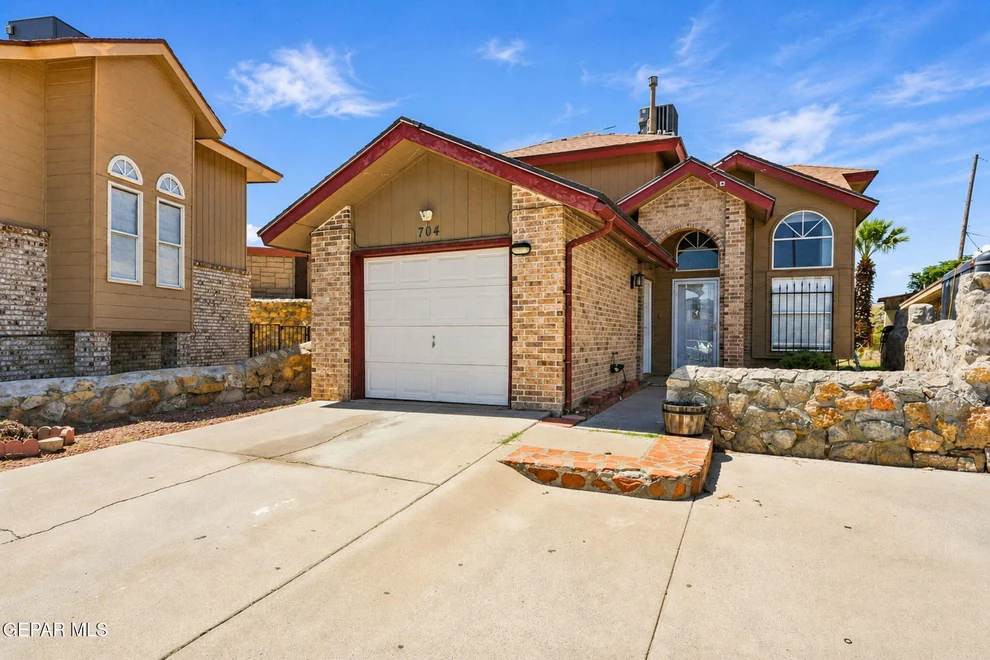 Unit for sale at 704 Medina Street, El Paso, TX 79905