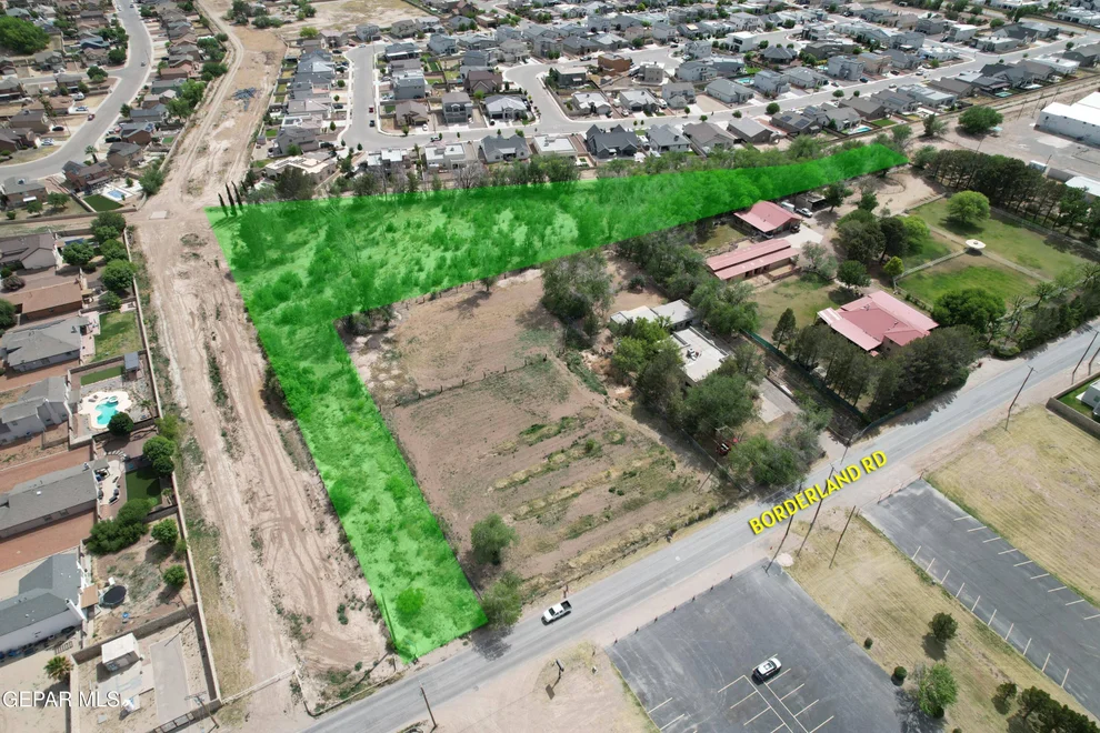 Unit for sale at 922 W BORDERLAND Road, El Paso, TX 79932