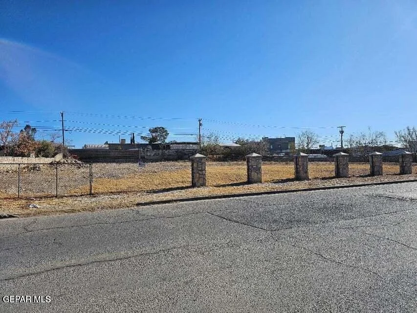Unit for sale at 119 ATLANTIC Road, El Paso, TX 79922