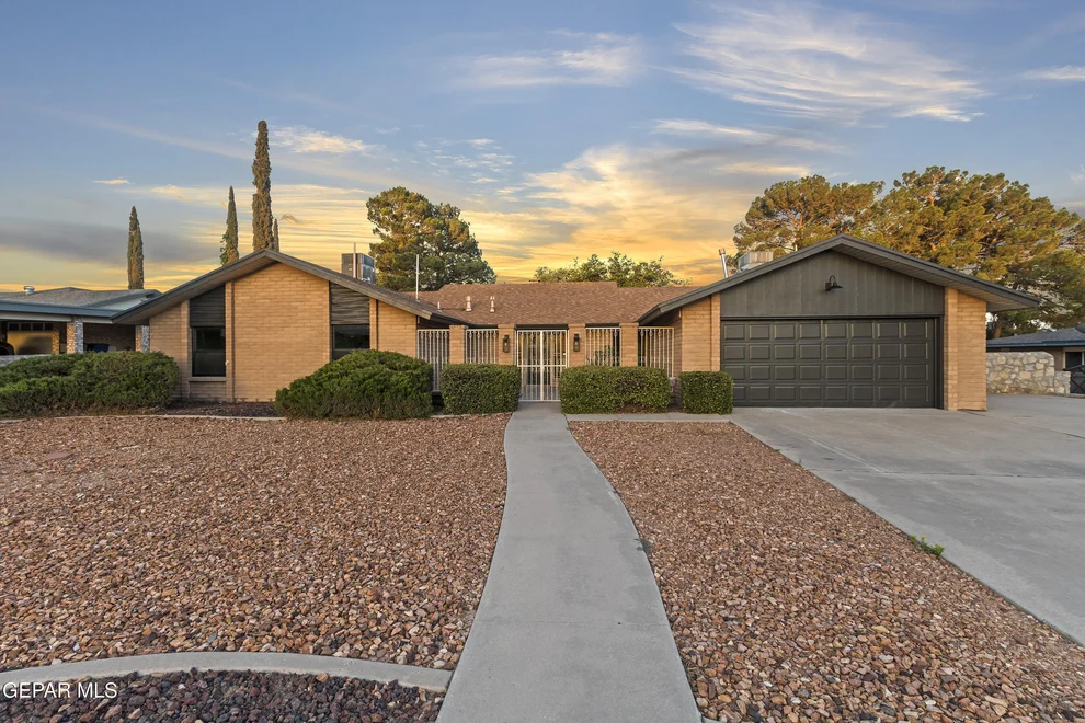 Unit for sale at 10920 Gary Player Drive, El Paso, TX 79935