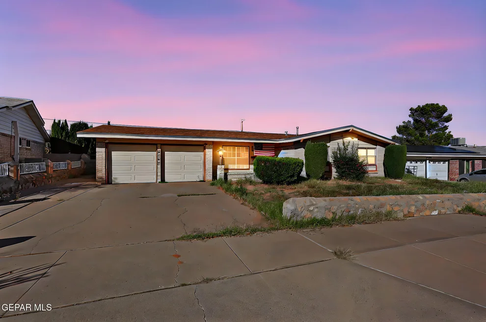 Unit for sale at 10363 Pasadena Cir Circle, El Paso, TX 79924