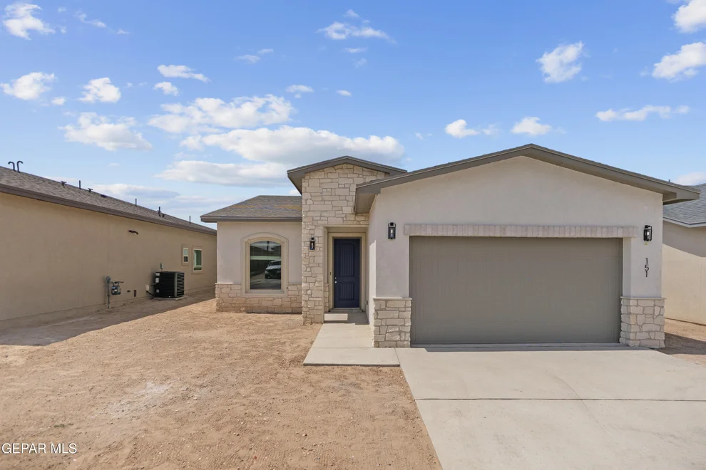 Unit for sale at 106 Monticello Street, Santa Teresa, NM 88008