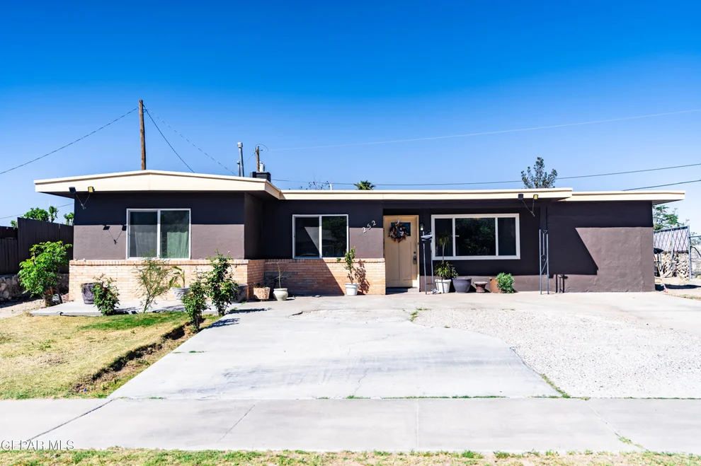 Unit for sale at 252 PYRITE Drive, El Paso, TX 79932
