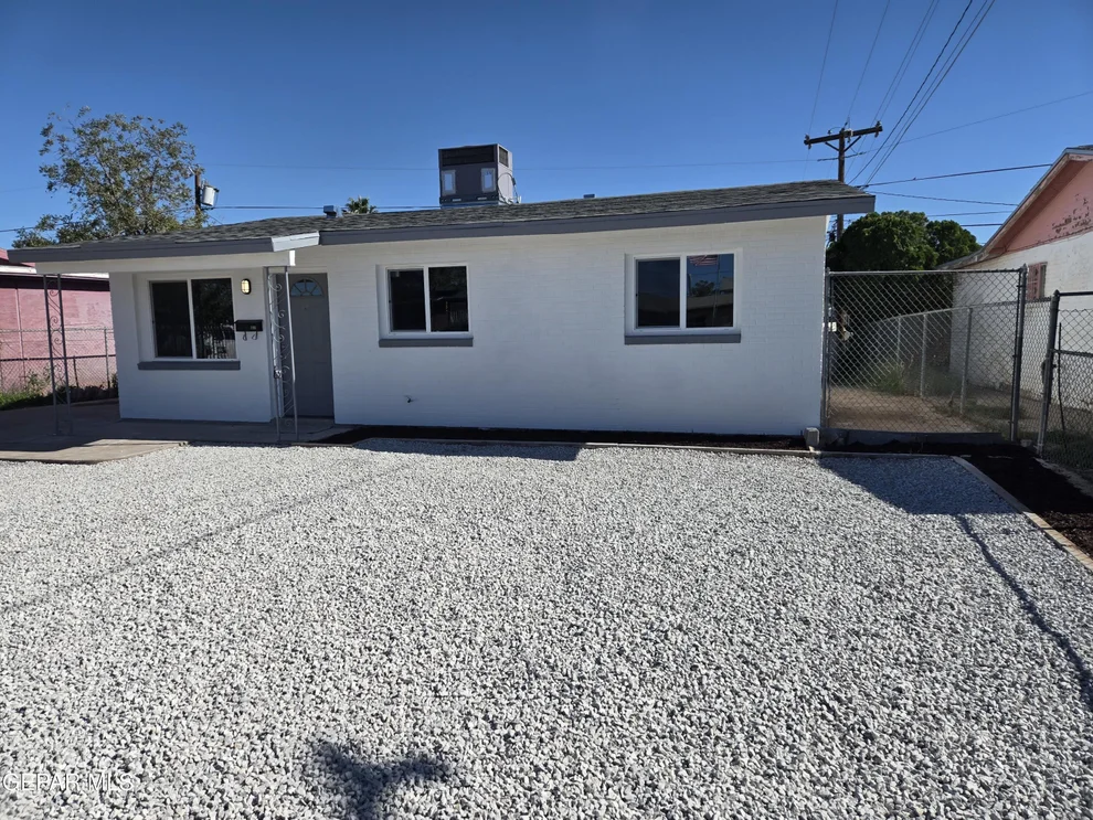 Unit for sale at 208 ARBOR Place, El Paso, TX 79915