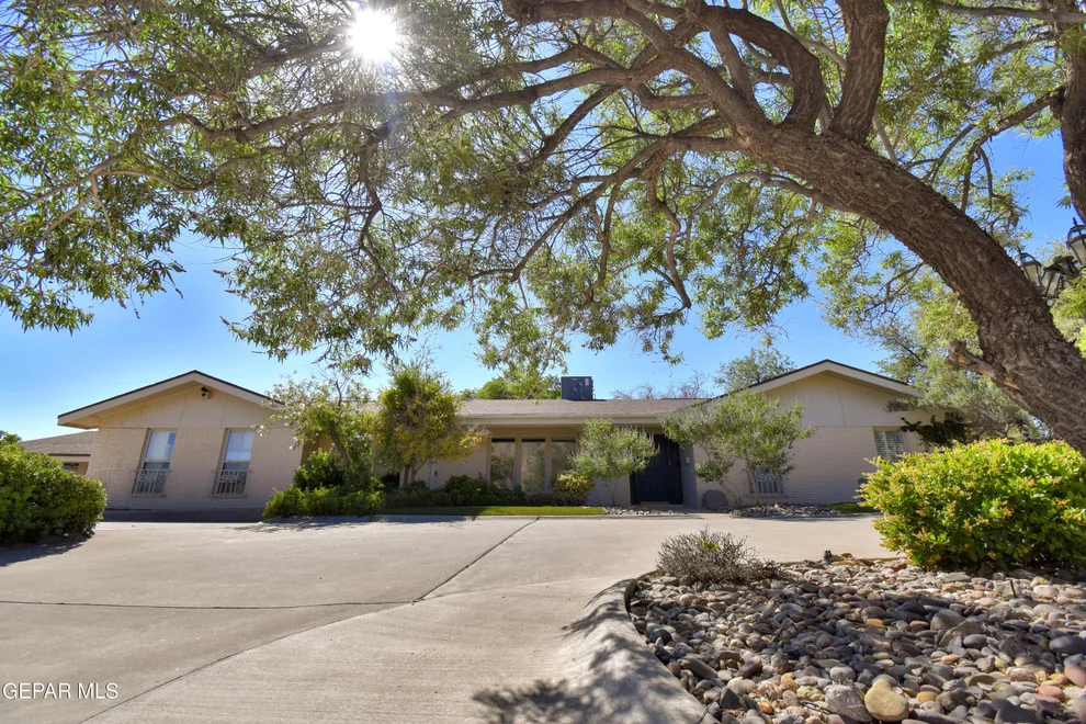 Unit for sale at 849 River Oaks Drive, El Paso, TX 79912