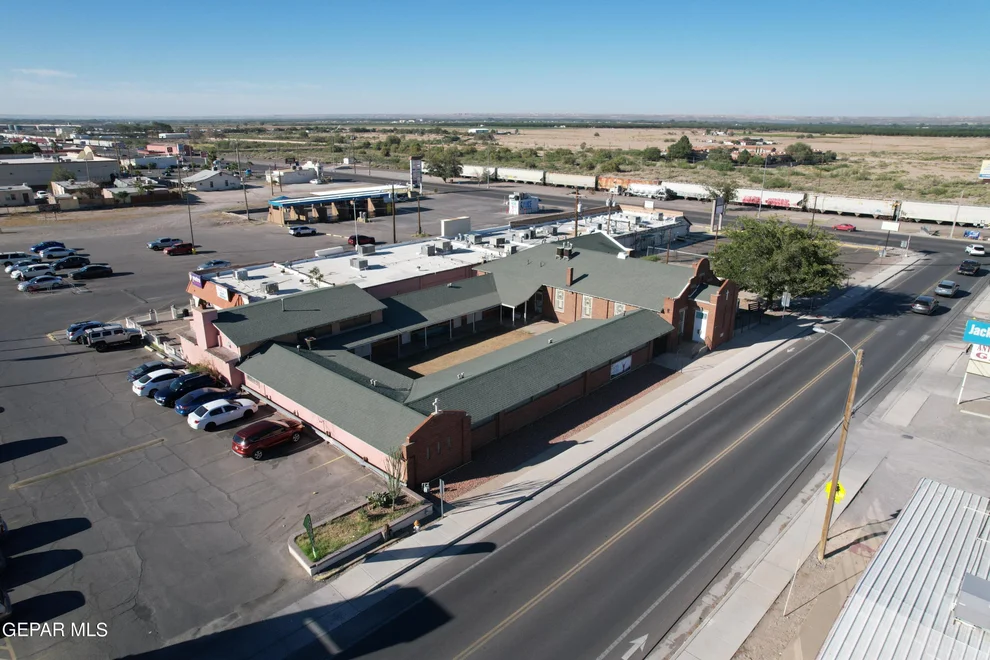 Unit for sale at 101 Franklin Tx Street, Anthony, TX 79821