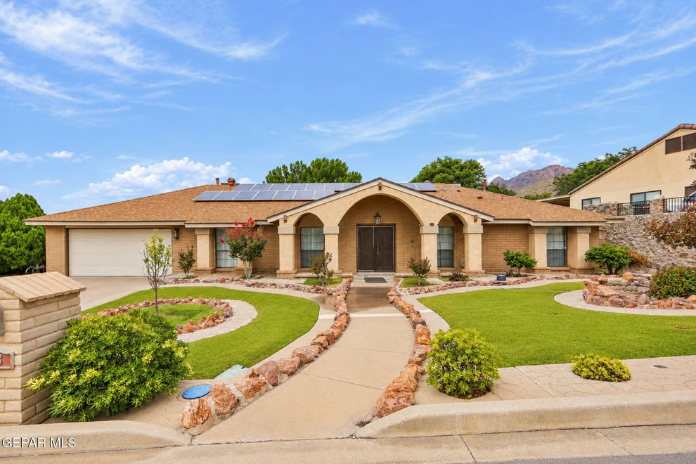 Unit for sale at 433 HOLLYDALE Drive, El Paso, TX 79912