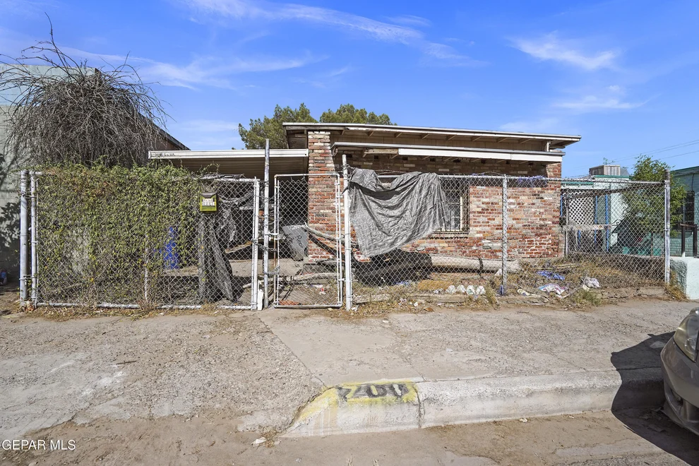 Unit for sale at 711 S VIRGINIA Street, El Paso, TX 79901